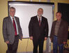 Gunter Kaufmann MdL (1.v.l.) und BM Ernst Kopp (Mitte) bei Rektor Josef Tritsch (1.v.r.) in der Merkurschule Ottenau